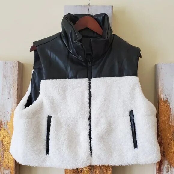 Forever 21 Black Reversible Faux Shearling & Leather Vest SZ 2X - Picture 7 of 9